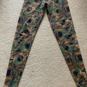 Peacock stretch yoga pants